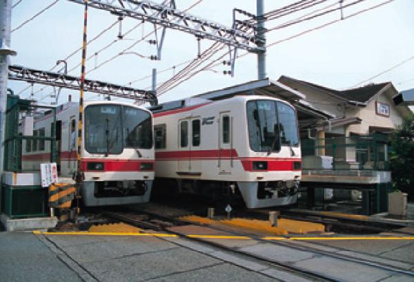 【神戸電鉄三木駅】
市内唯一の私鉄電車。
